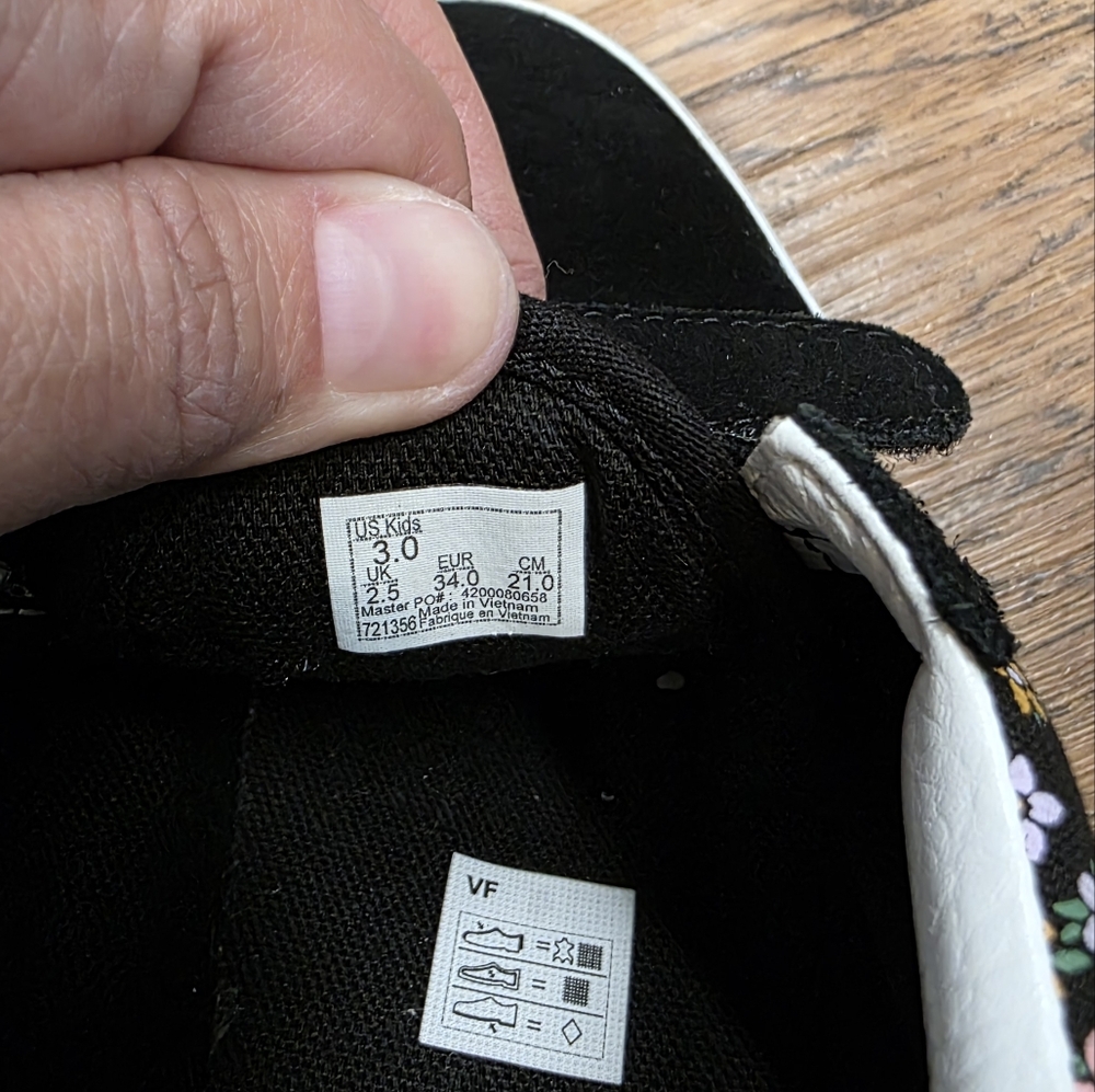Vans Kids Black Floral Velcro Sneakers - Picture 4 of 4